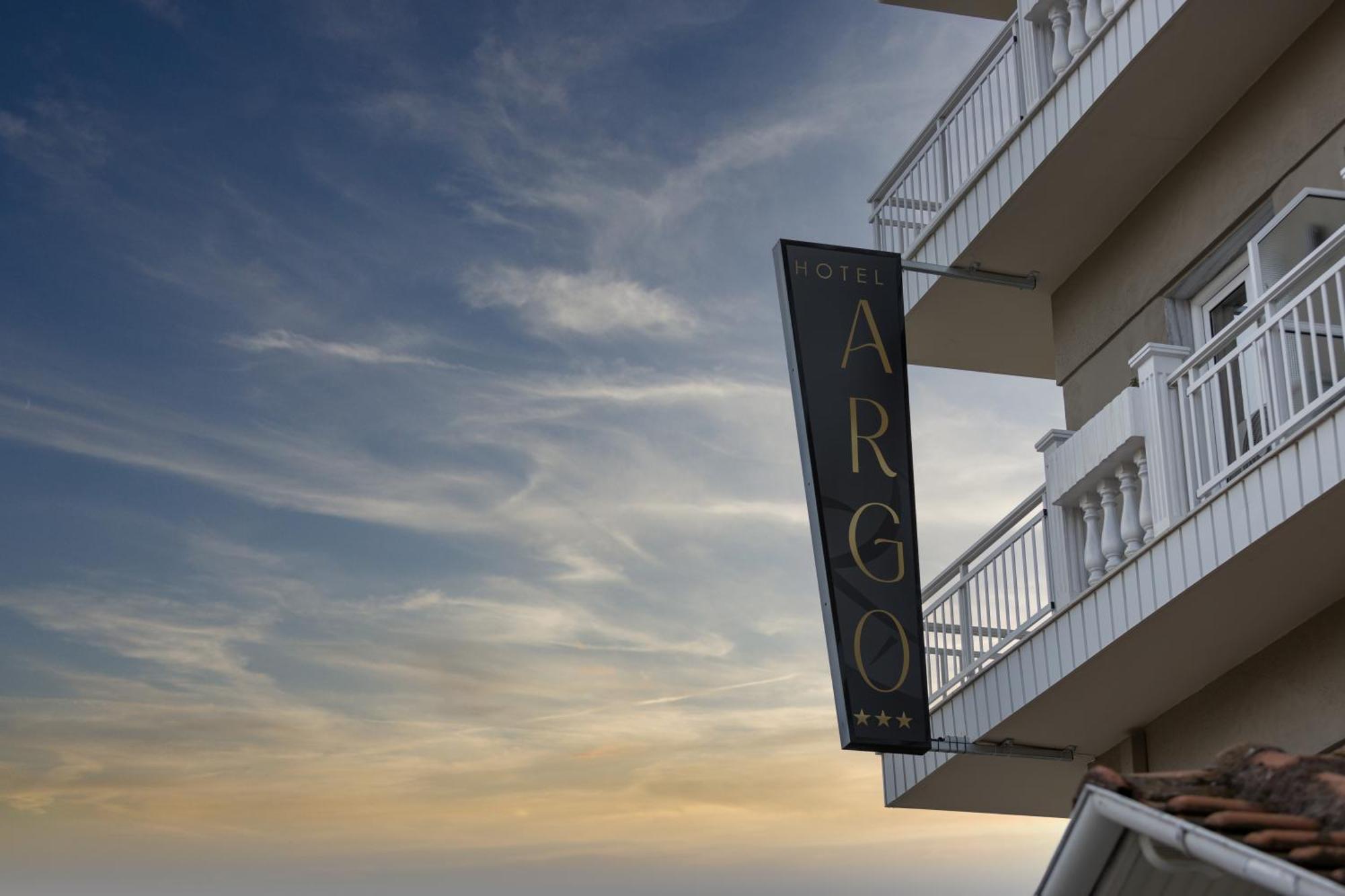Hotel Argo Paralía Eksteriør billede